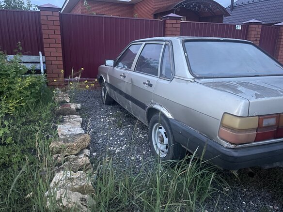 1985 Audi 80 III (B2), серый, 60000 рублей - вид 3