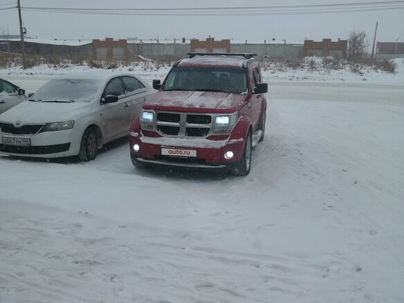 2007 Dodge Nitro, красный, 1000000 рублей - вид 7