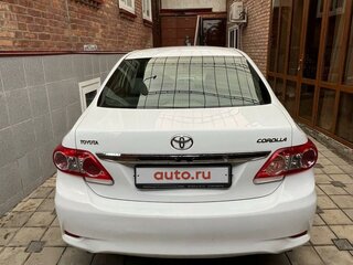 2013 Toyota Corolla X (E140, E150) Рестайлинг, белый, 1500000 рублей, вид 1