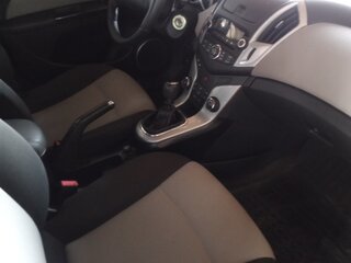 2013 Chevrolet Cruze I Рестайлинг, серебристый, 550000 рублей, вид 4