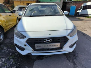 2017 Hyundai Solaris II, жёлтый, 620000 рублей, вид 2