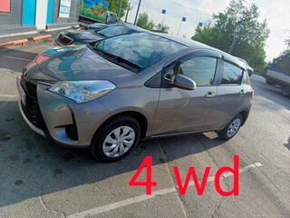 2019 Toyota Vitz III (XP130) Рестайлинг, серебристый, 1200000 рублей, вид 4