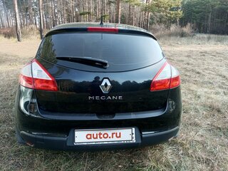 2013 Renault Megane III Рестайлинг, чёрный, 700000 рублей, вид 3