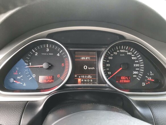 2008 Audi Q7 I (4L), чёрный, 1400000 рублей - вид 5