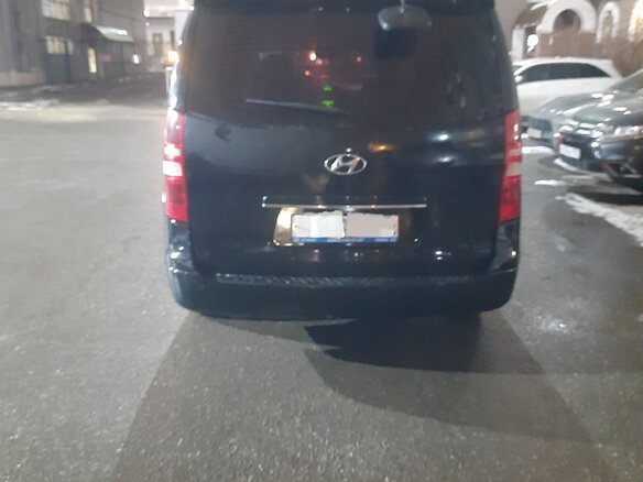 2012 Hyundai Grand Starex, чёрный, 1999999 рублей - вид 2