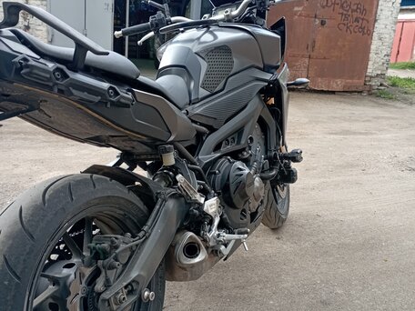 2014 Yamaha MT-09 Tracer (FJ-09), серый, 670000 рублей, вид 2