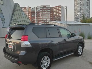 2010 Toyota Land Cruiser Prado 150 Series, серый, 3200000 рублей, вид 3