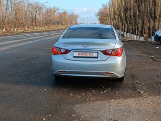 2011 Hyundai Sonata VI (YF), серебристый, 1150000 рублей, вид 5