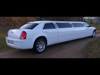 2006 Chrysler 300C I, белый, 650000 рублей, вид 4