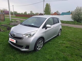 2015 Toyota Ractis II, серый, 950000 рублей, вид 2