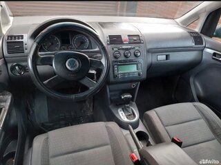 2005 Volkswagen Touran I, серый, 600000 рублей, вид 3