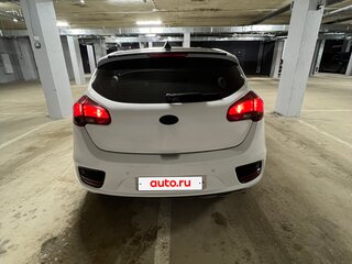 2016 Kia Ceed II Рестайлинг, белый, 1199000 рублей, вид 3