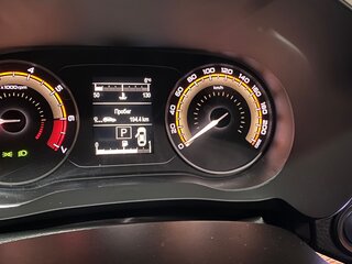 2024 Lada (ВАЗ) Vesta SW Cross I Рестайлинг (NG), белый, 1900000 рублей, вид 5