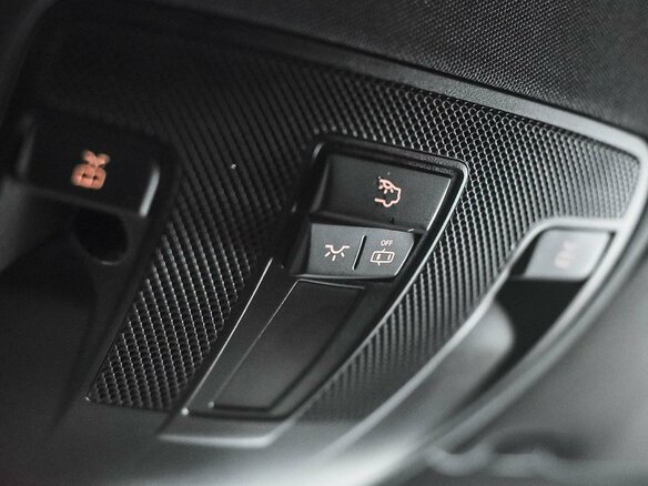 2013 Mercedes-Benz CLA 200 I (C117, X117), чёрный - вид 17