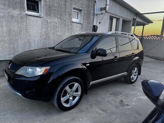 2007 Mitsubishi Outlander II, чёрный, 1200000 рублей, вид 1