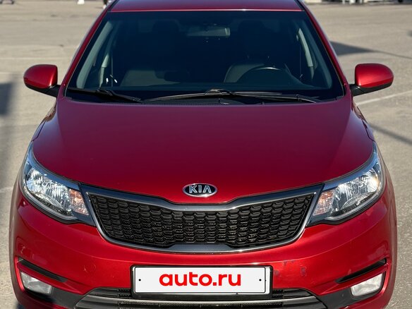 2016 Kia Rio III Рестайлинг, красный, 1099999 рублей