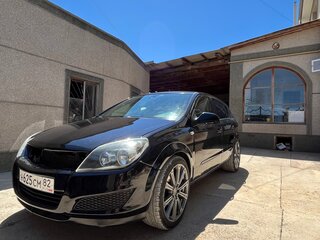 2010 Opel Astra H Рестайлинг, чёрный, 400000 рублей, вид 1