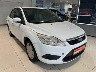 2011 Ford Focus II Рестайлинг, белый, 519000 рублей, вид 3