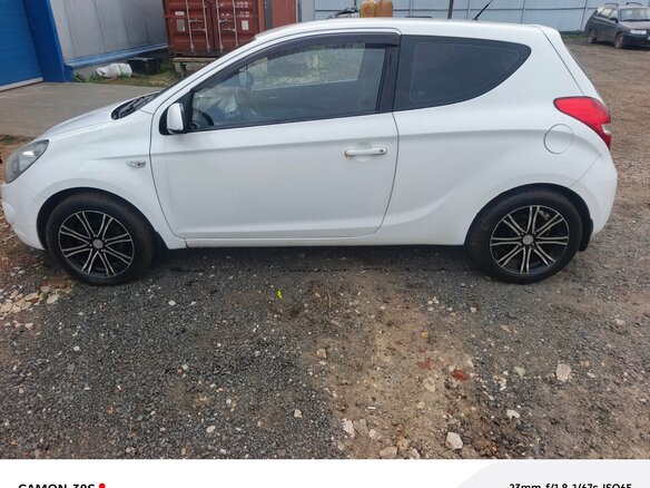 2010 Hyundai i20 I, белый, 470000 рублей - вид 3