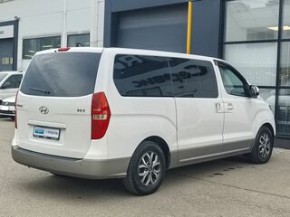 2018 Hyundai H-1 II Рестайлинг 2, белый, 2350000 рублей, вид 5