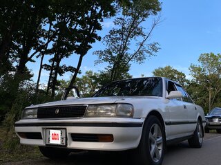 1991 Toyota Mark II VI (X80), белый, 350000 рублей, вид 4