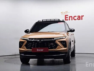 2023 Chevrolet TrailBlazer III Рестайлинг, бежевый, 2376000 рублей, вид 2
