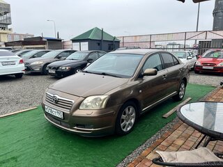 2005 Toyota Avensis II, коричневый, 750000 рублей, вид 3