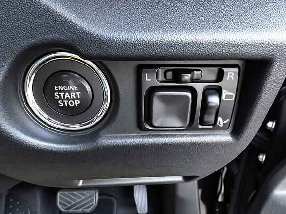2023 Suzuki Jimny Kei car IV, чёрный, 1670000 рублей - вид 7