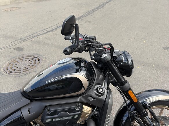 2026 Voge CU250, чёрный, 390000 рублей - вид 3