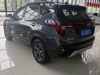 2023 Kia Seltos I Рестайлинг, серый, 2003000 рублей, вид 5