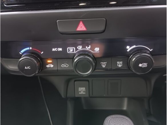 2024 Honda Fit IV Рестайлинг, белый, 1110014 рублей - вид 16