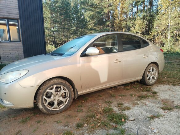2010 Hyundai Elantra IV (HD), бежевый, 575000 рублей - вид 5