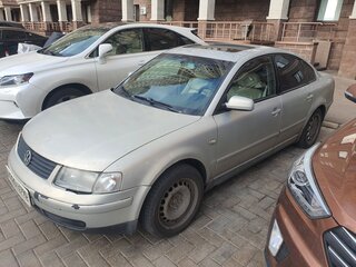 2000 Volkswagen Passat B5, серебристый, 270000 рублей, вид 1