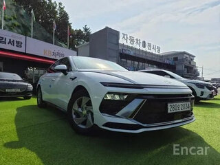 2023 Hyundai Sonata VIII (DN8) Рестайлинг, белый, 1876000 рублей, вид 1