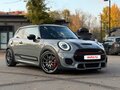 2020 Mini Hatch JCW III (F55/F56) Рестайлинг, серый, 3599000 рублей - вид 2