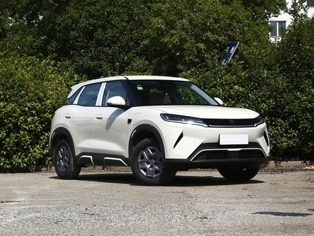 2026 BYD Yuan Up 45.12 kWh, белый, 2267007 рублей, вид 3