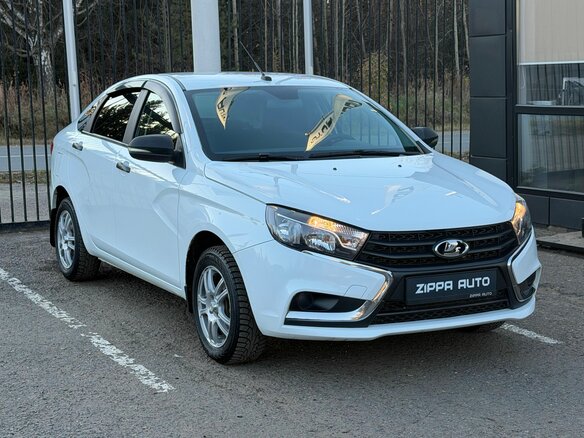 2020 Lada (ВАЗ) Vesta I, белый, 849000 рублей