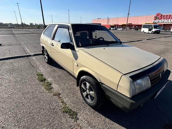 1991 Lada (ВАЗ) 2108 21086, бежевый, 430000 рублей - вид 4