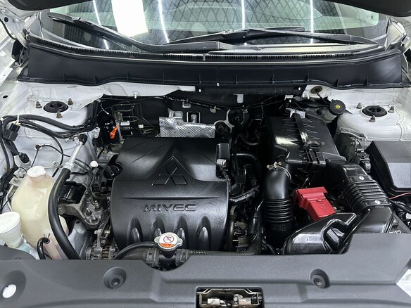 2013 Mitsubishi ASX I Рестайлинг, белый, 999000 рублей - вид 32