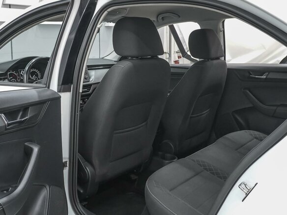 2022 Skoda Rapid II, белый, 1730000 рублей - вид 10