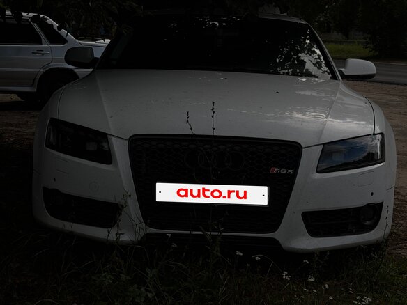 2009 Audi A5 I (8T), белый, 850000 рублей
