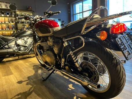 2023 Triumph Bonneville T120, красный, 1299000 рублей, вид 4