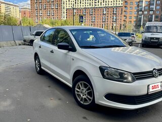 2010 Volkswagen Polo V, белый, 445000 рублей, вид 3