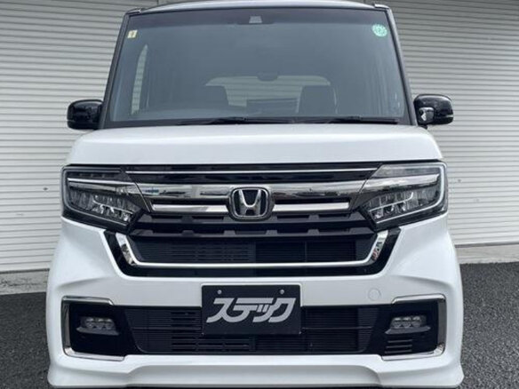 2023 Honda N-BOX II Рестайлинг, белый, 654777 рублей - вид 1