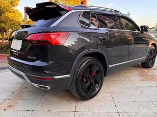 2022 Volkswagen Tayron I, коричневый, 2130000 рублей, вид 3