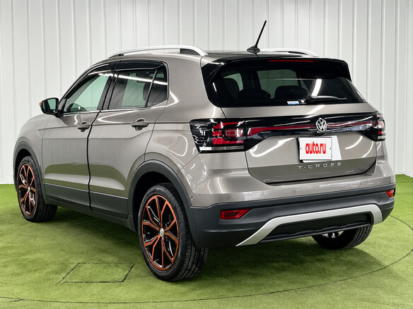 2020 Volkswagen T-Cross I, серый, 1100000 рублей - вид 4