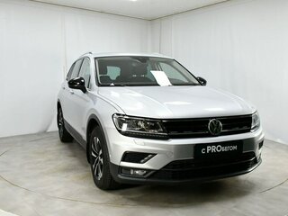 2019 Volkswagen Tiguan II, серебристый, 2670000 рублей, вид 3