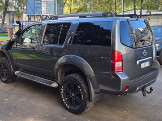 2010 Nissan Pathfinder III Рестайлинг, серый, 1700000 рублей, вид 3