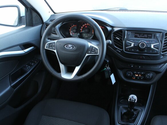 2019 Lada (ВАЗ) Vesta SW Cross I, белый, 1017500 рублей - вид 17