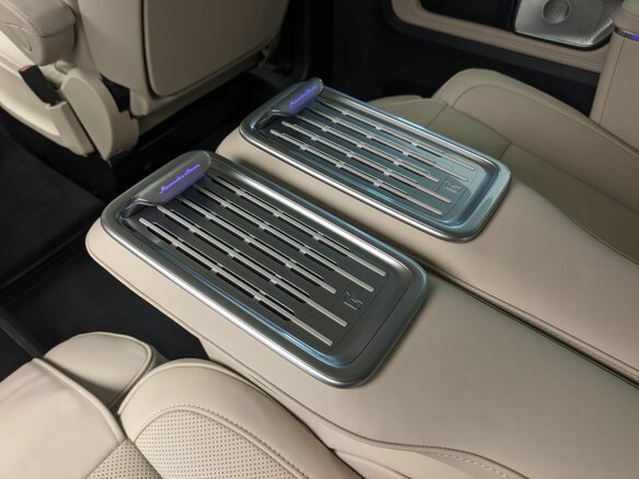2026 Mercedes-Benz V-Класс Extra Long 300 d экстра длинный III (W447) Рестайлинг 2, чёрный, 14800000 рублей - вид 18